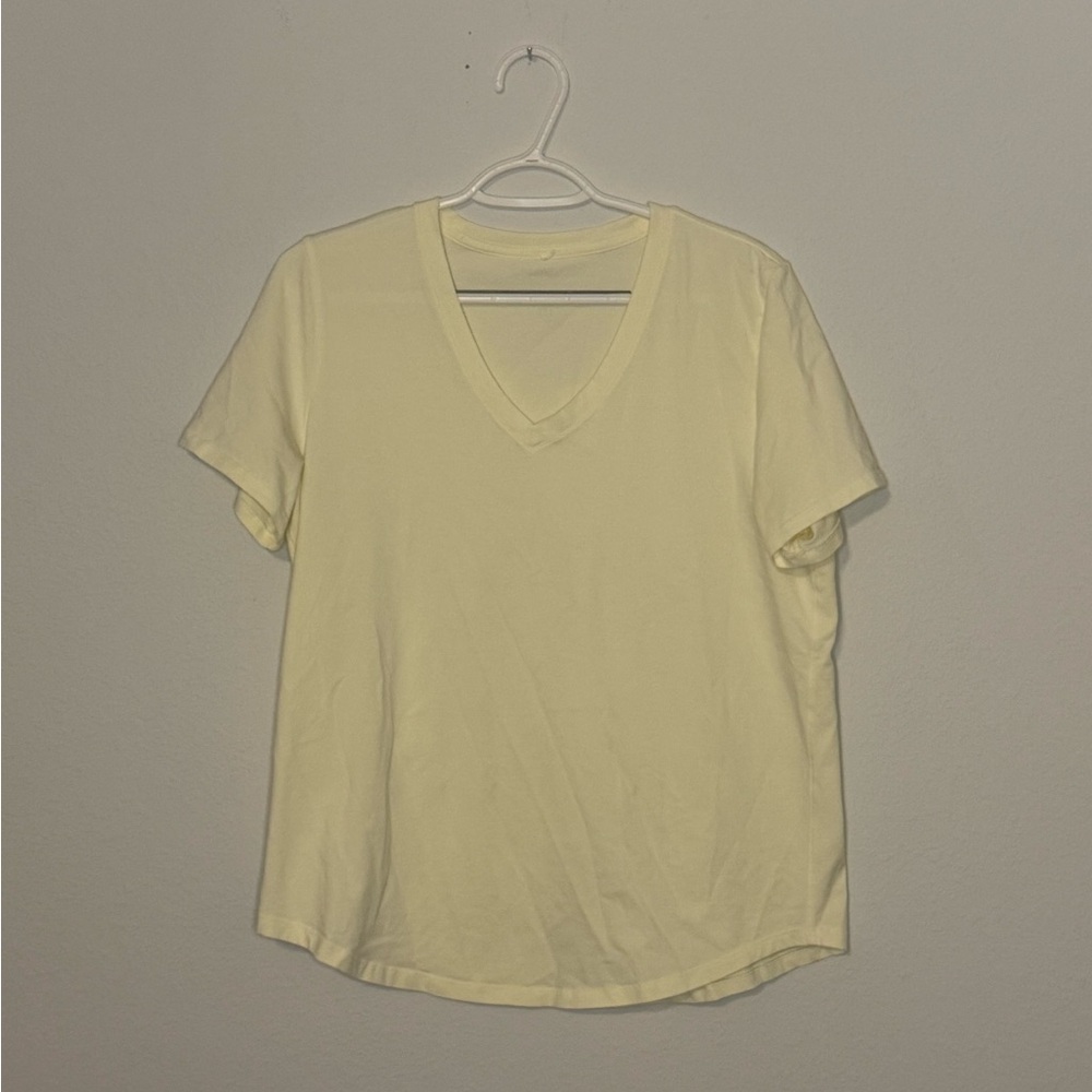 lululemon athletica Soft Yellow V-Neck Short Sleeve Tee